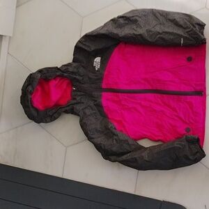 Girls nthe North face winter jacket